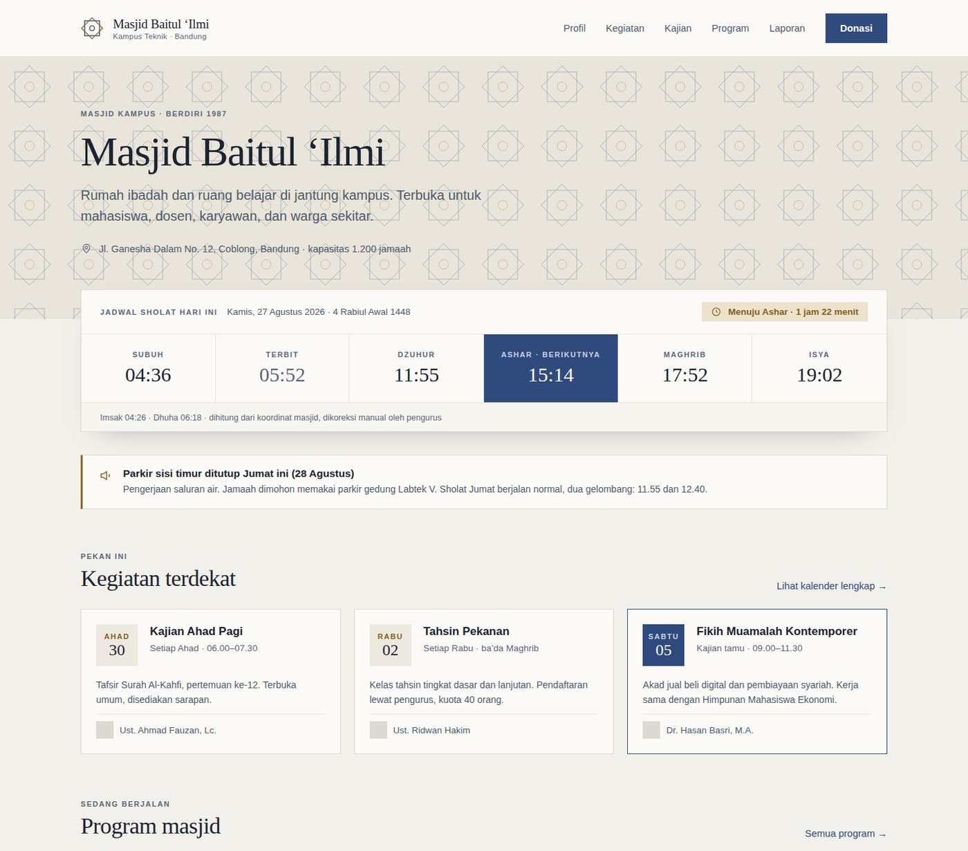 Beranda masjid pada layar komputer